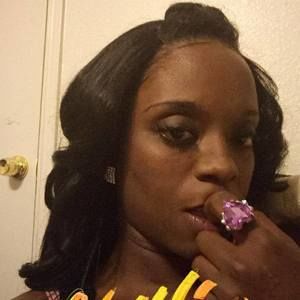 Meet your Posher, Carissa